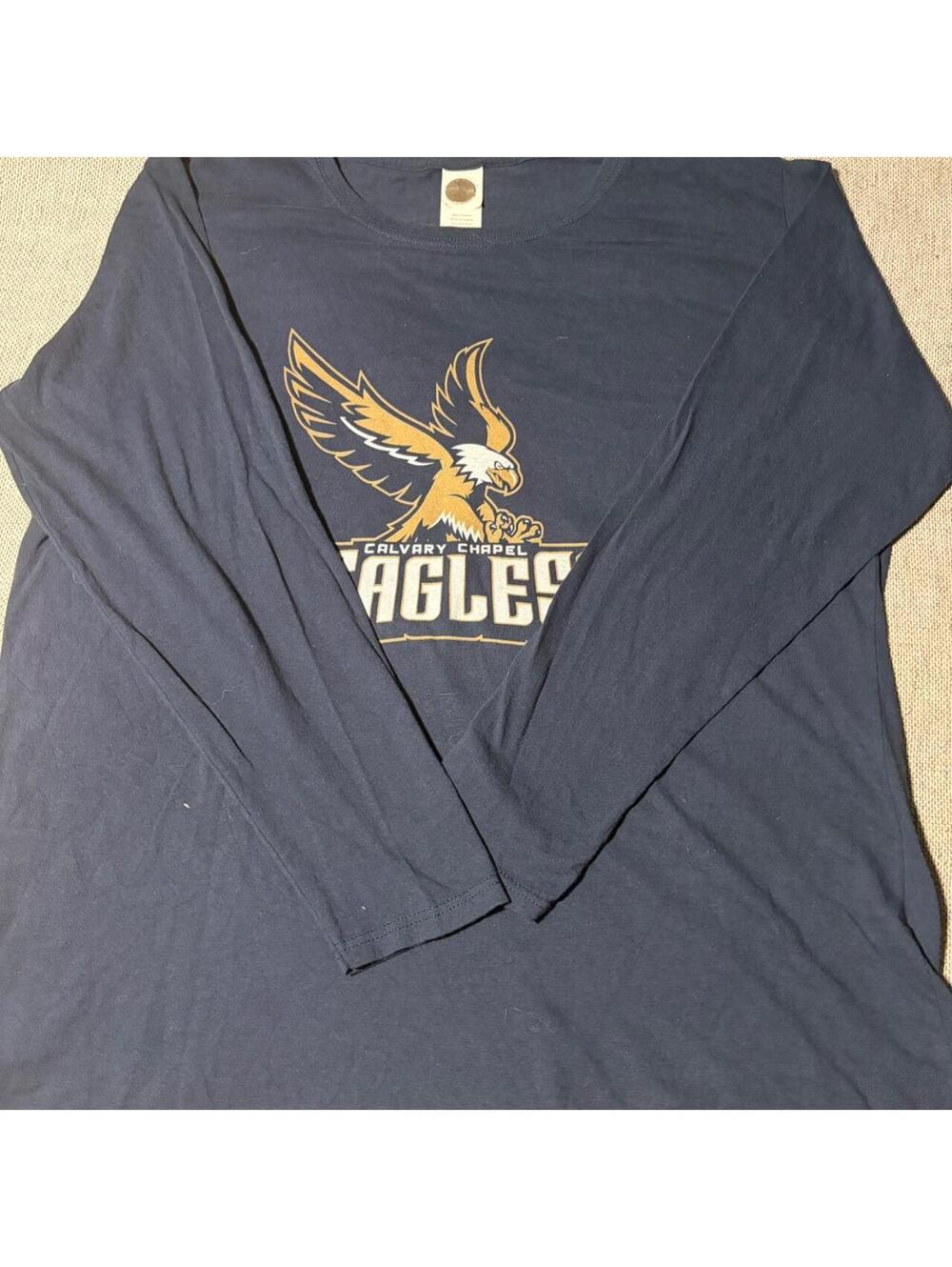 Gildan Men's Navy and Blue Tshirt